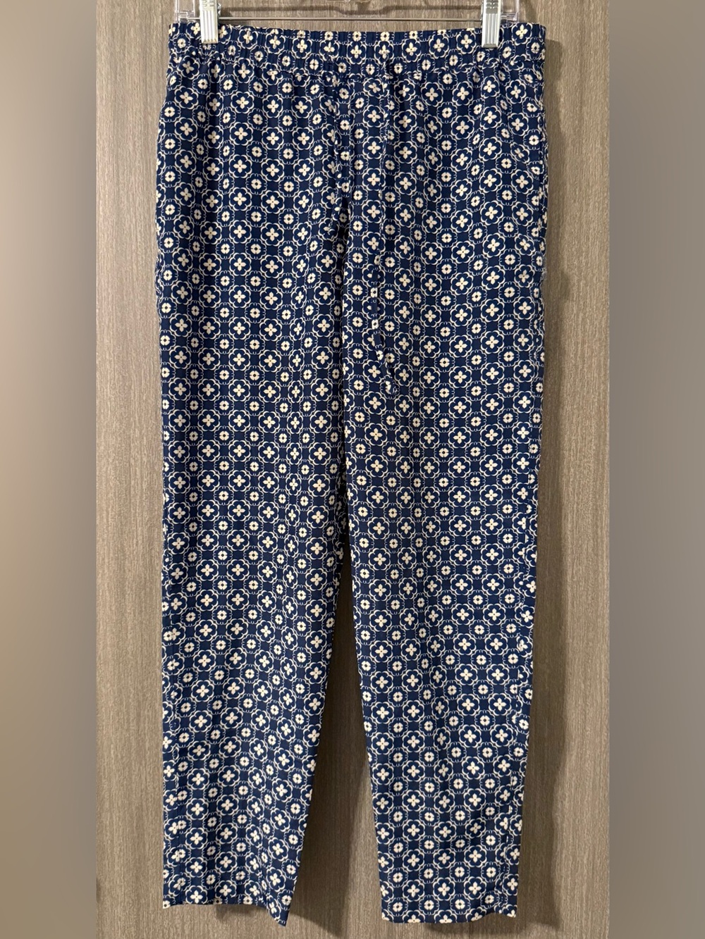 🚨FREE WITH PURCHASE!🚨 Joe Fresh Navy and White Printed Pants